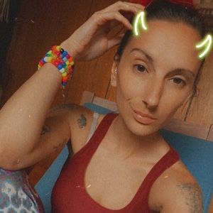 Meet your Posher, Cassandra